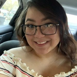 Meet your Posher, Sabrina